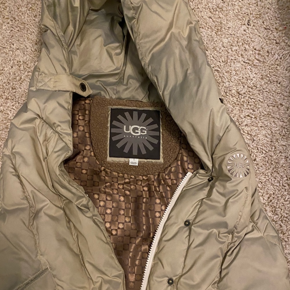 Ugg Puffer Vest